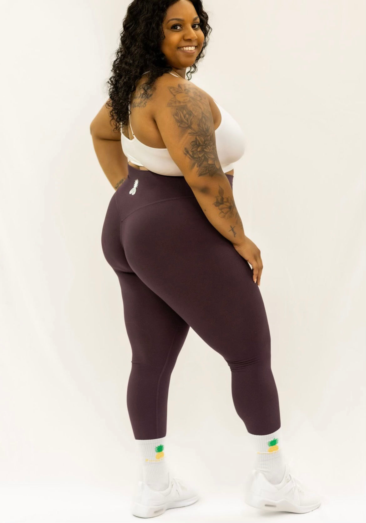 Seamless Plum Phineapple Leggings