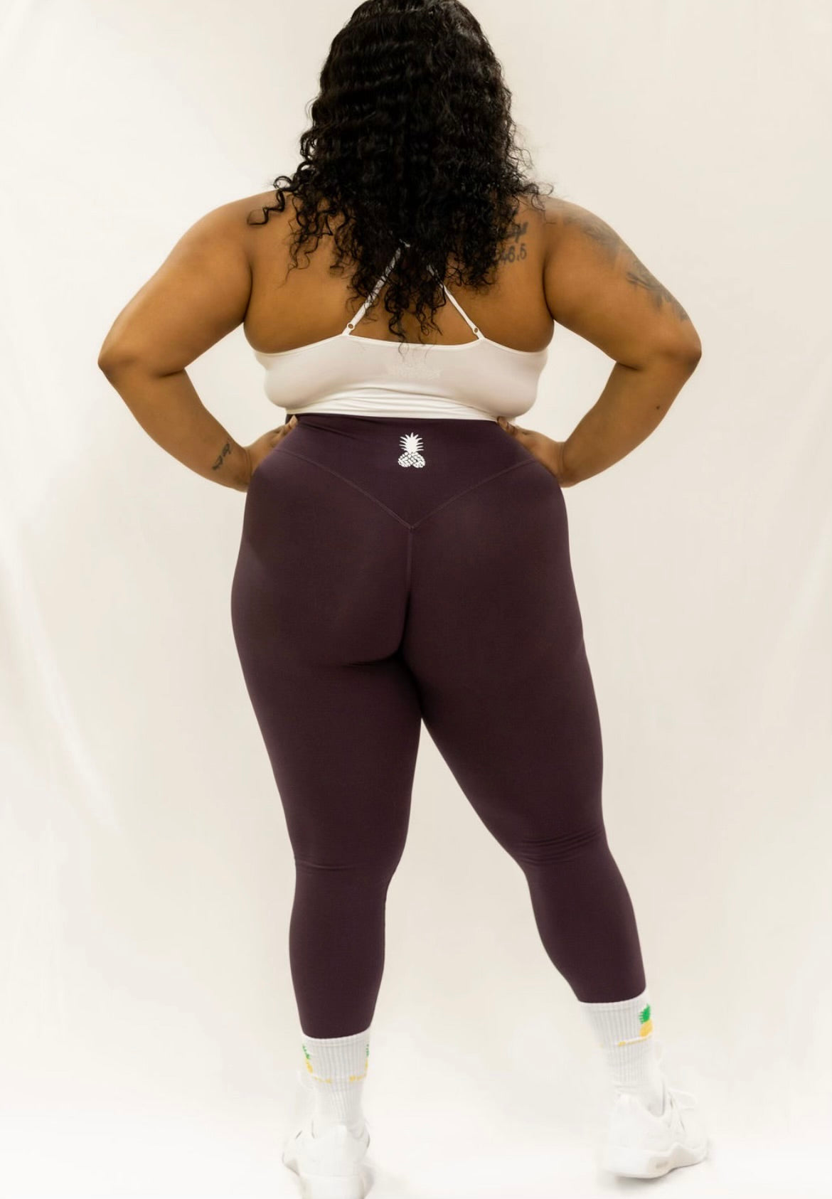 Seamless Plum Phineapple Leggings