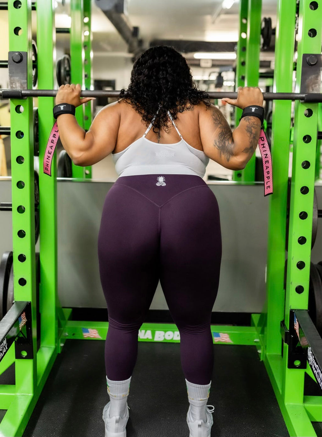 Seamless Plum Phineapple Leggings
