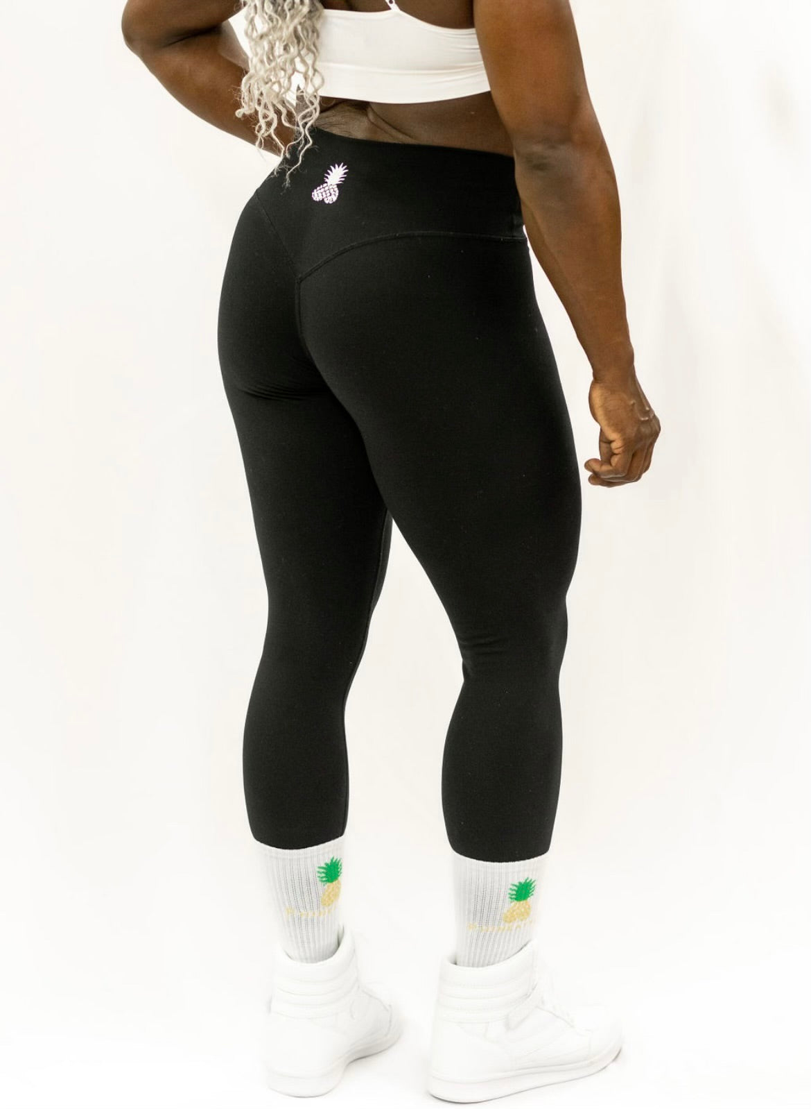 Seamless Black Phineapple Leggings