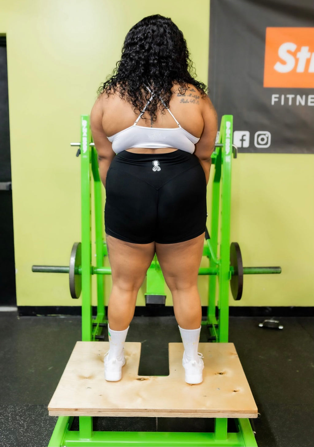 Seamless Black Phineapple Workout Shorts